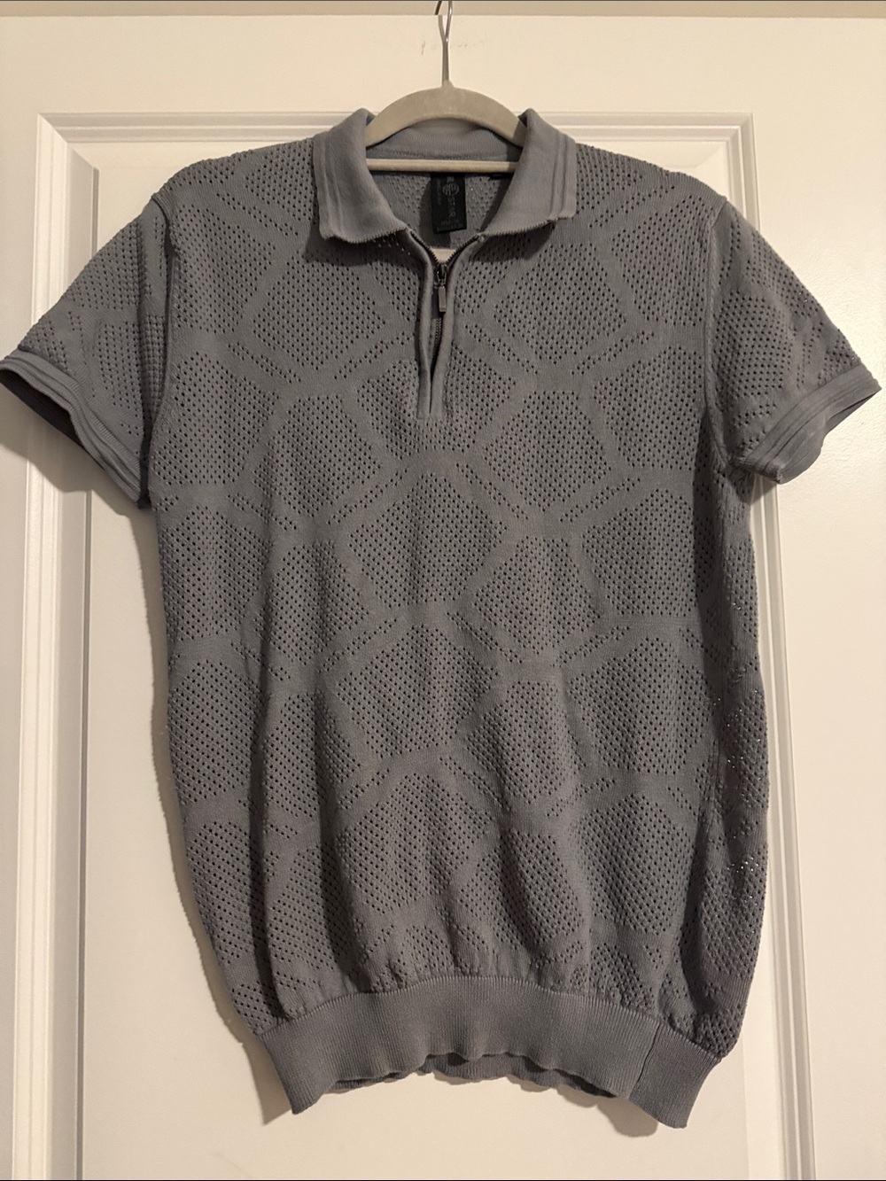 Men's Short-Sleeve Half-Zip Polo in Light Gray